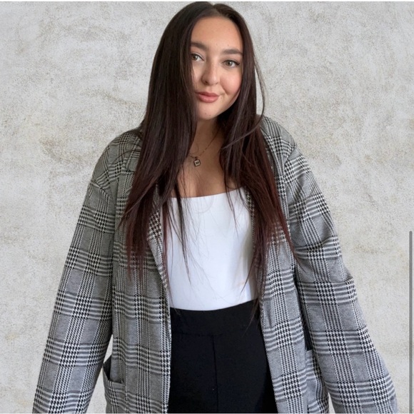 Love Tree Black & White Plaid Womens Blazer - Picture 4 of 7